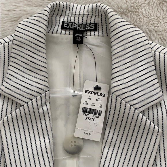 Express white stripes longvest size XS NWOT - Picture 3 of 4